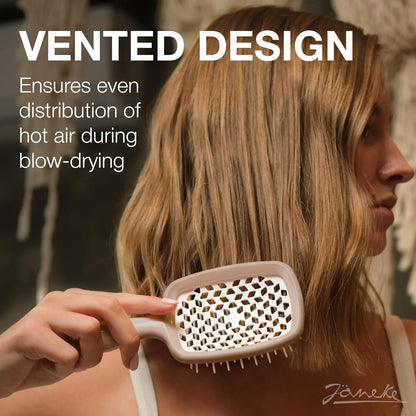 Janeke J-Brush Detangling Comb for Curly and Wavy Hair – Wide Tooth J-Shape Brush for Wet and Dry Use – Anti-Frizz, Lightweight and Gentle on Scalp – Made in Italy Professional Styling Tool (Black)