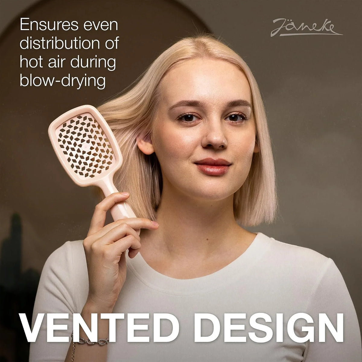 Janeke J-Brush Detangling Comb for Curly and Wavy Hair – Wide Tooth J-Shape Brush for Wet and Dry Use – Anti-Frizz, Lightweight and Gentle on Scalp – Made in Italy Professional Styling Tool (Black)