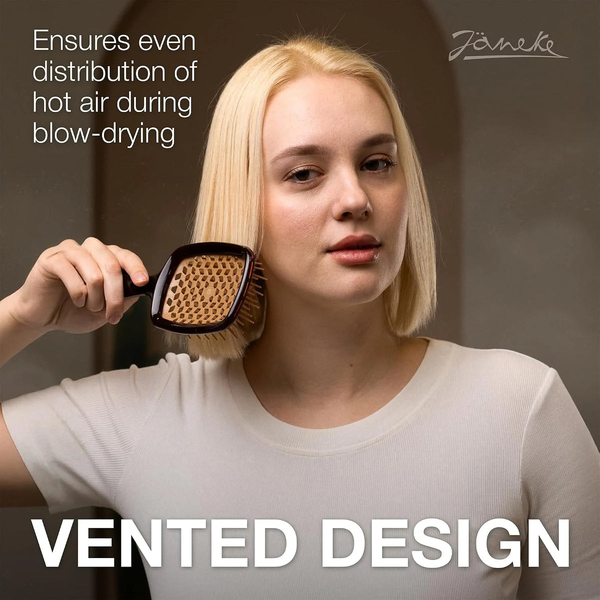 Janeke J-Brush Detangling Comb for Curly and Wavy Hair – Wide Tooth J-Shape Brush for Wet and Dry Use – Anti-Frizz, Lightweight and Gentle on Scalp – Made in Italy Professional Styling Tool (Black)