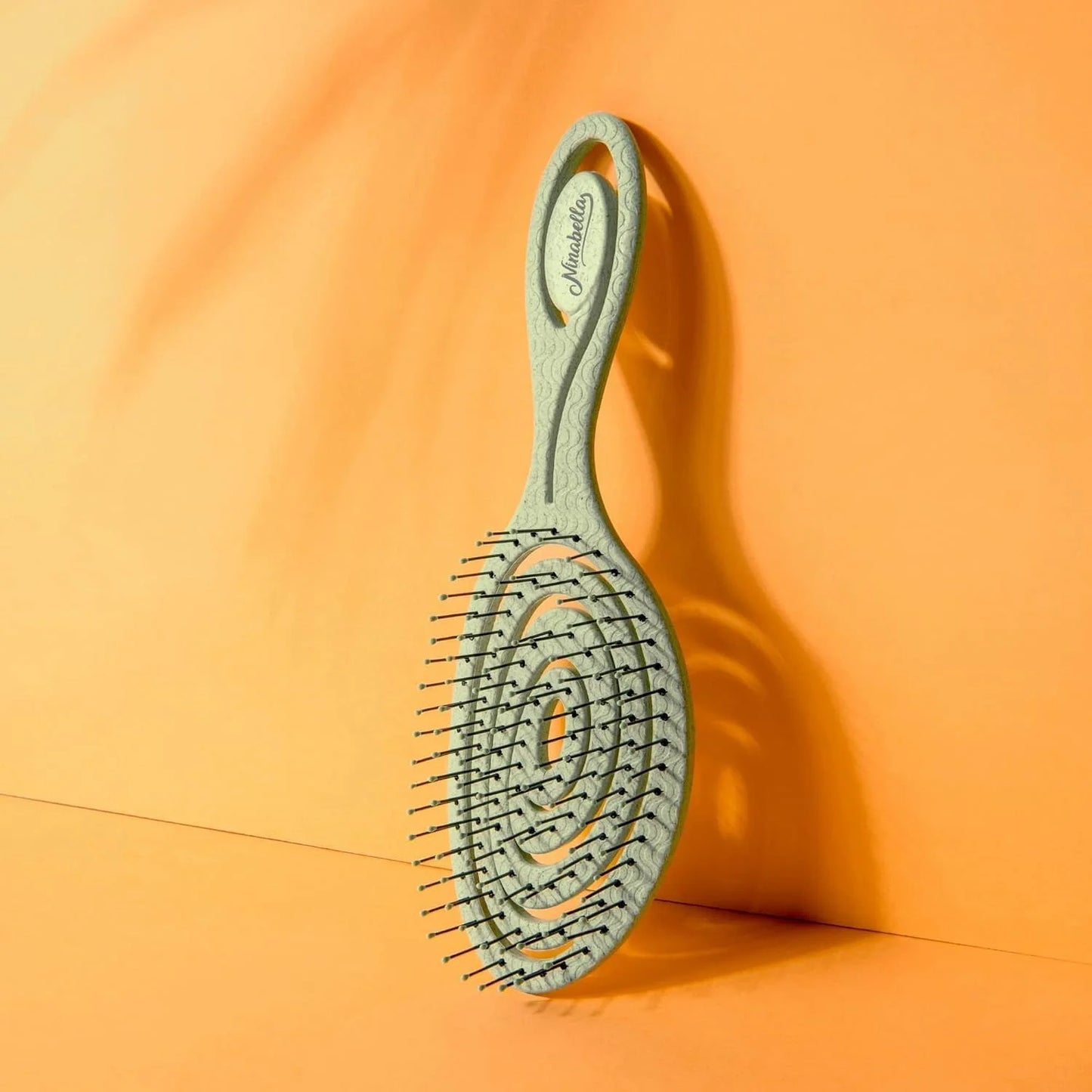 Ninabella Detangler Brush - No Tangle Hair Brush for Women, Fine, Thick and Long Hair - Hairbrush for Wet and Dry Hair, Gentle on the Scalp - Light Blue