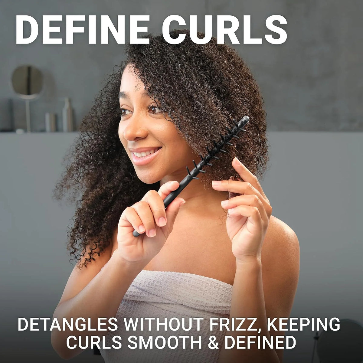 Janeke J-Brush Detangling Comb for Curly and Wavy Hair – Wide Tooth J-Shape Brush for Wet and Dry Use – Anti-Frizz, Lightweight and Gentle on Scalp – Made in Italy Professional Styling Tool (Black)