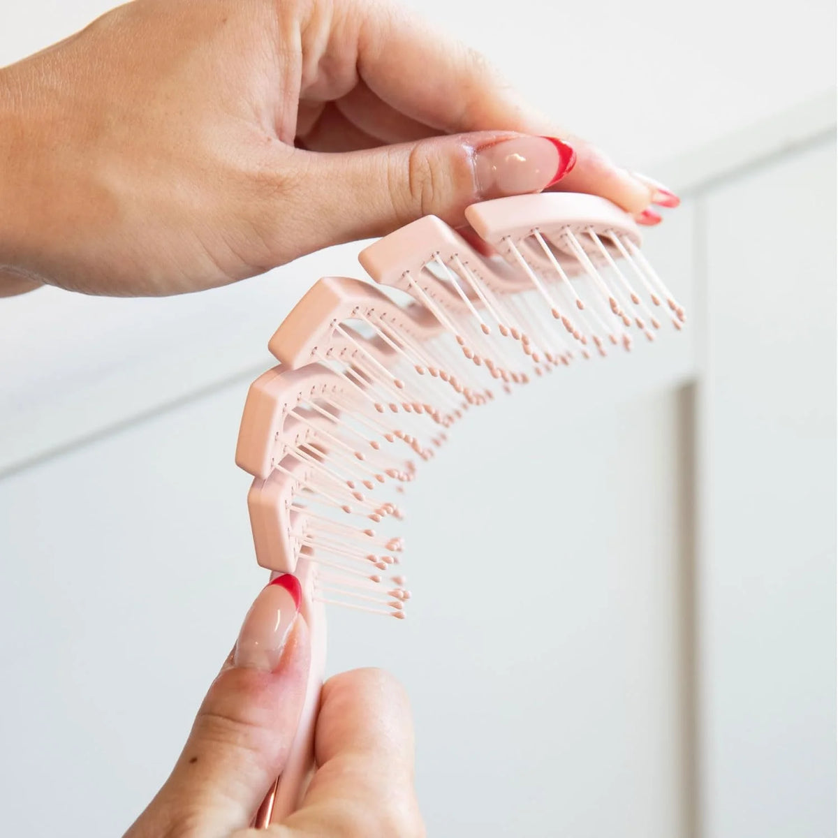 FRAMAR Vented Pink Hair Brush For Women, Flex Brush With Bendable Frame