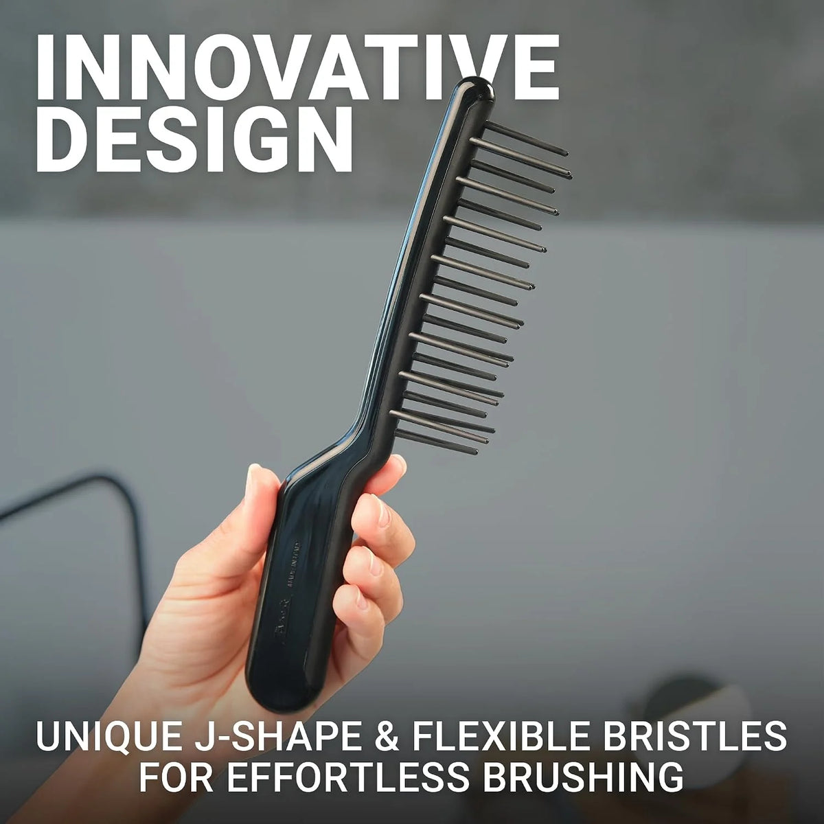Janeke J-Brush Detangling Comb for Curly and Wavy Hair – Wide Tooth J-Shape Brush for Wet and Dry Use – Anti-Frizz, Lightweight and Gentle on Scalp – Made in Italy Professional Styling Tool (Black)